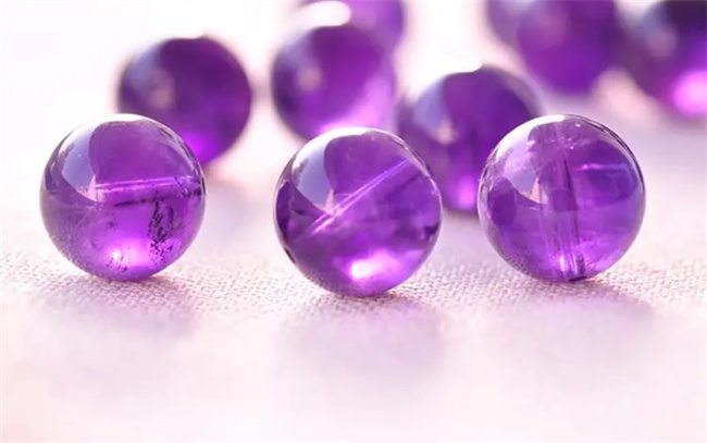 紫水晶有什么作用（紫水晶的功效都是什么）
