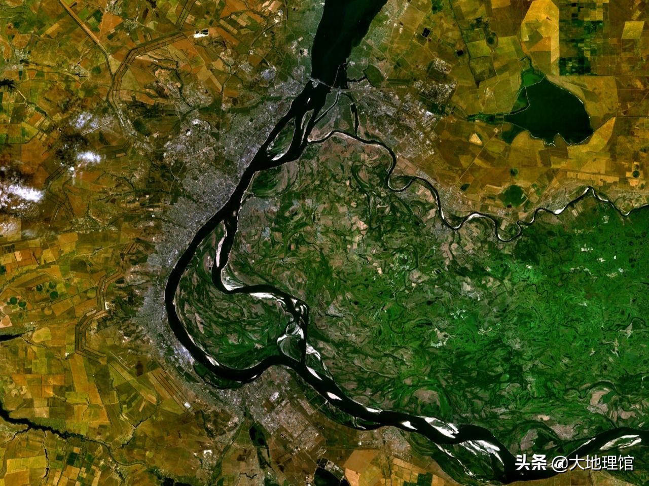 刚果河全长图片